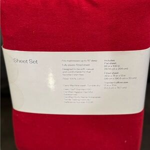 Room Essentials Red Sheet Set